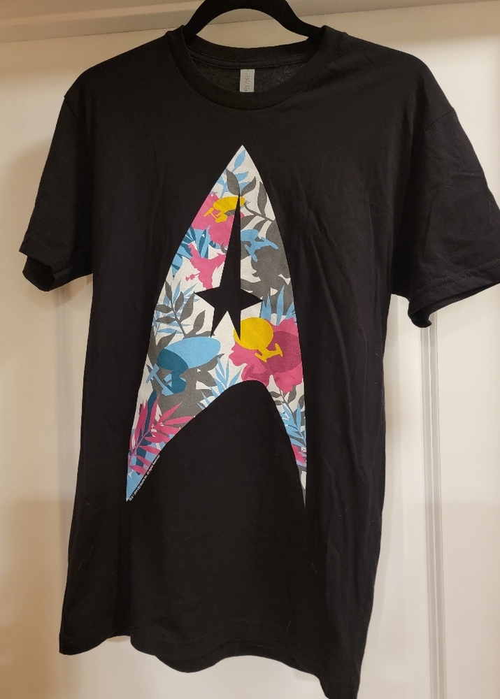Men's Star Trek Tropical Starfleet Insignia T-Shirt, Size S